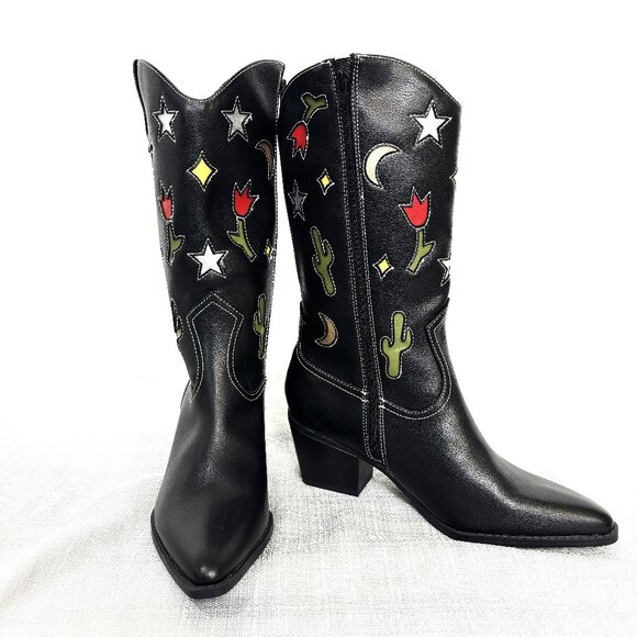 No Boundaries Shoes - No Boundaries Blk Cowboy Boots w/ western motif cut out Faux Leather Heels NWOT